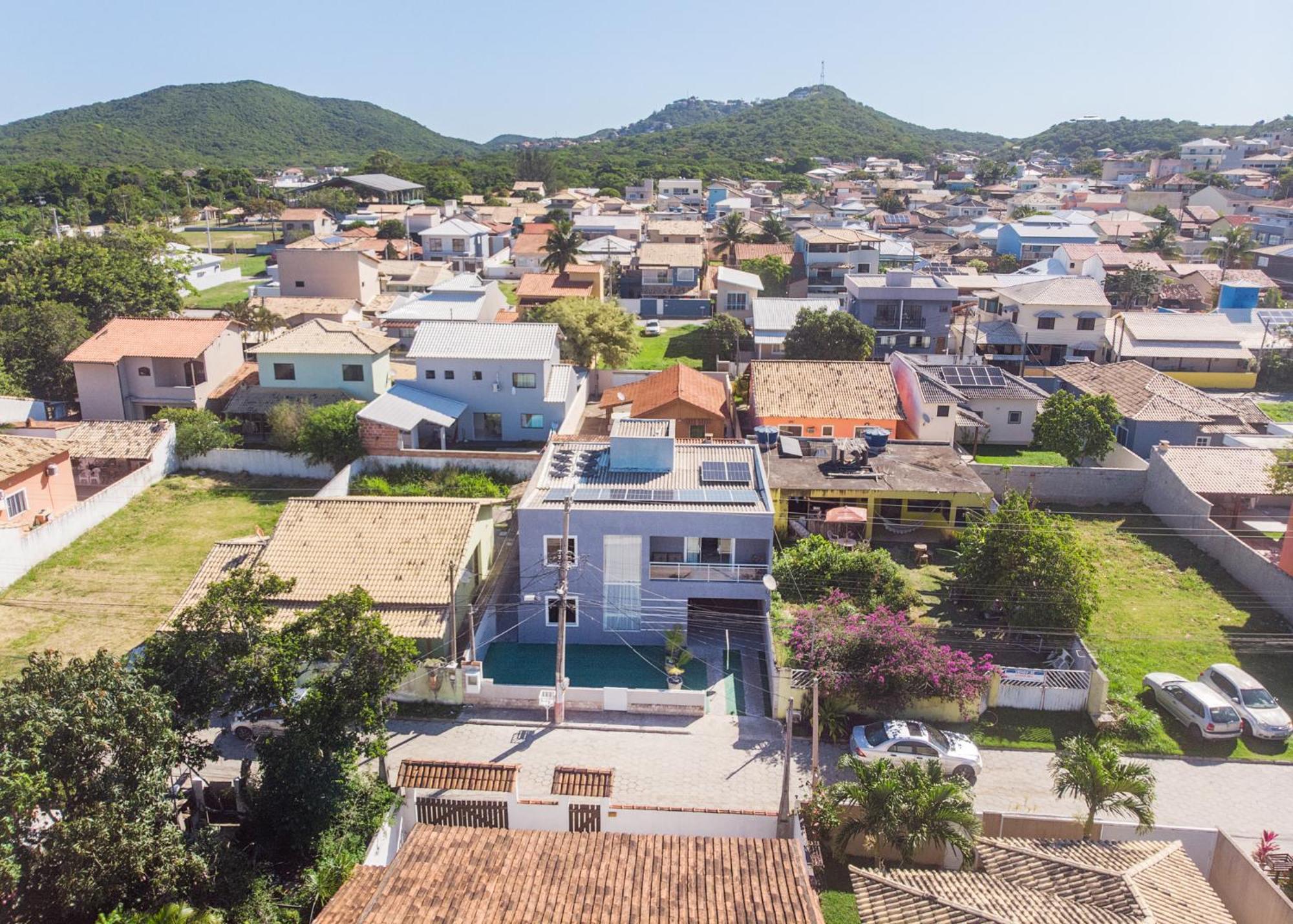 Refugio Tropical Casa De Praia Com Piscina Aquecida E 4 Suites E Garagem 3 Carros, 800 Mtrs Da Praia Internet 700 Mbps, Condominio Privado Com Pista De Skate , Quadra De Futevolei , Campos E Quadras De Futebol! كابو فريو المظهر الخارجي الصورة